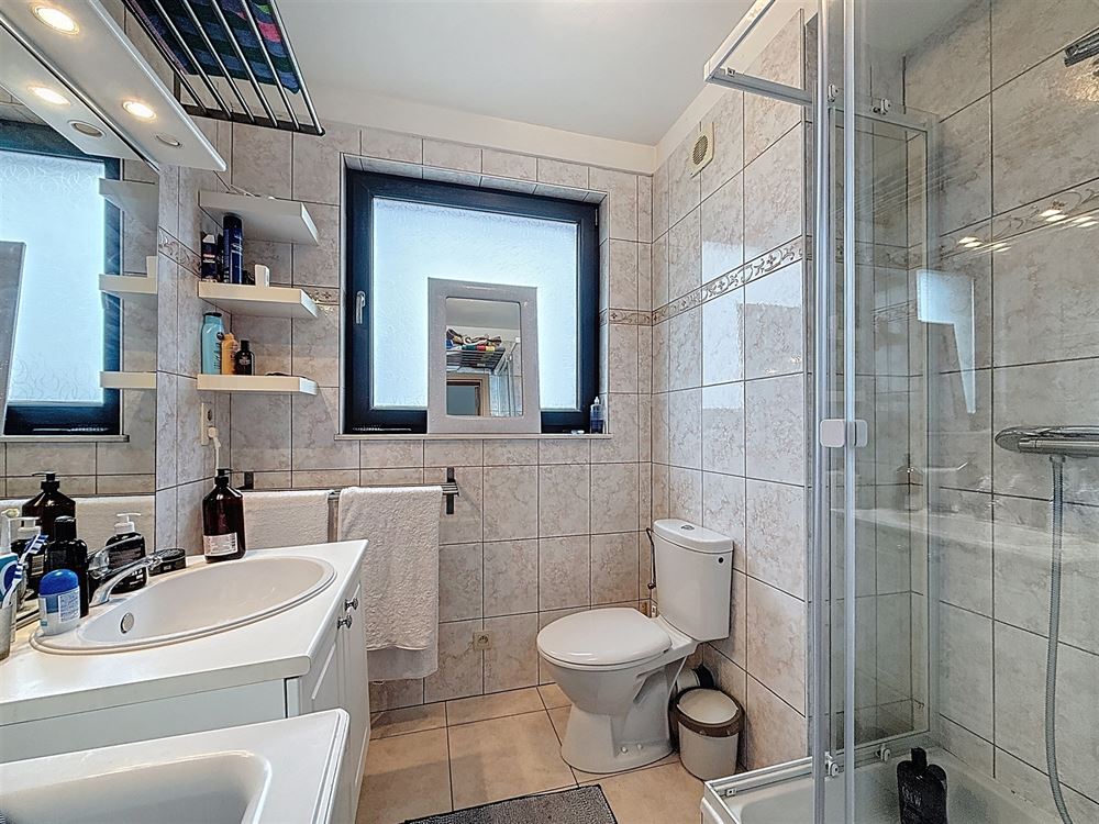 APPARTEMENT - 1 CHAMBRE - BALCON - CAVE