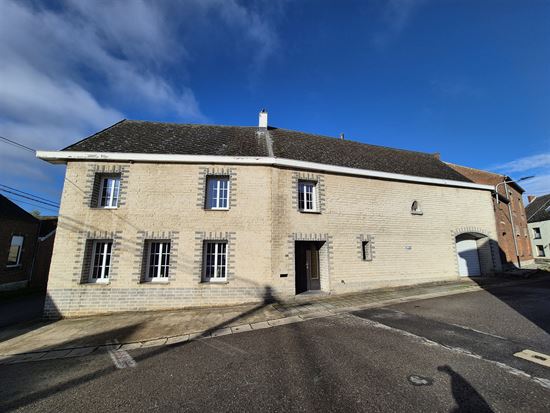 MAISON 3 CHAMBRES, GARAGE ET JARDIN