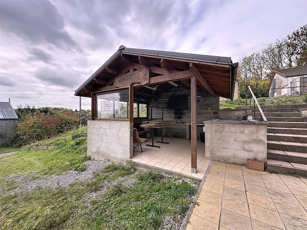 VILLA - 2 CHAMBRES - GARAGE - JARDIN