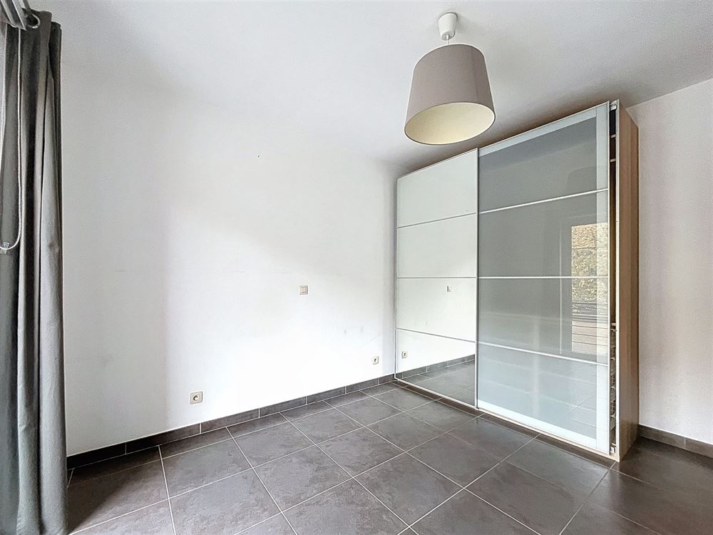 APPARTEMENT LUMINEUX AVEC GARAGE