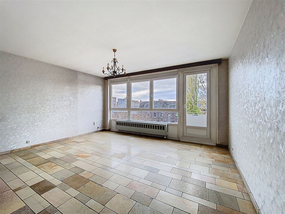 APPARTEMENT 2 CHAMBRES GARAGE ET CAVE