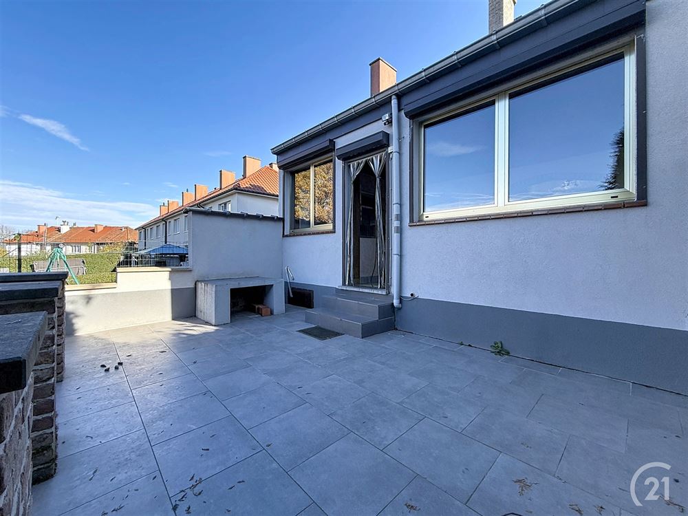 BELLE MAISON 2 CHAMBRES - JARDIN - GRENIER