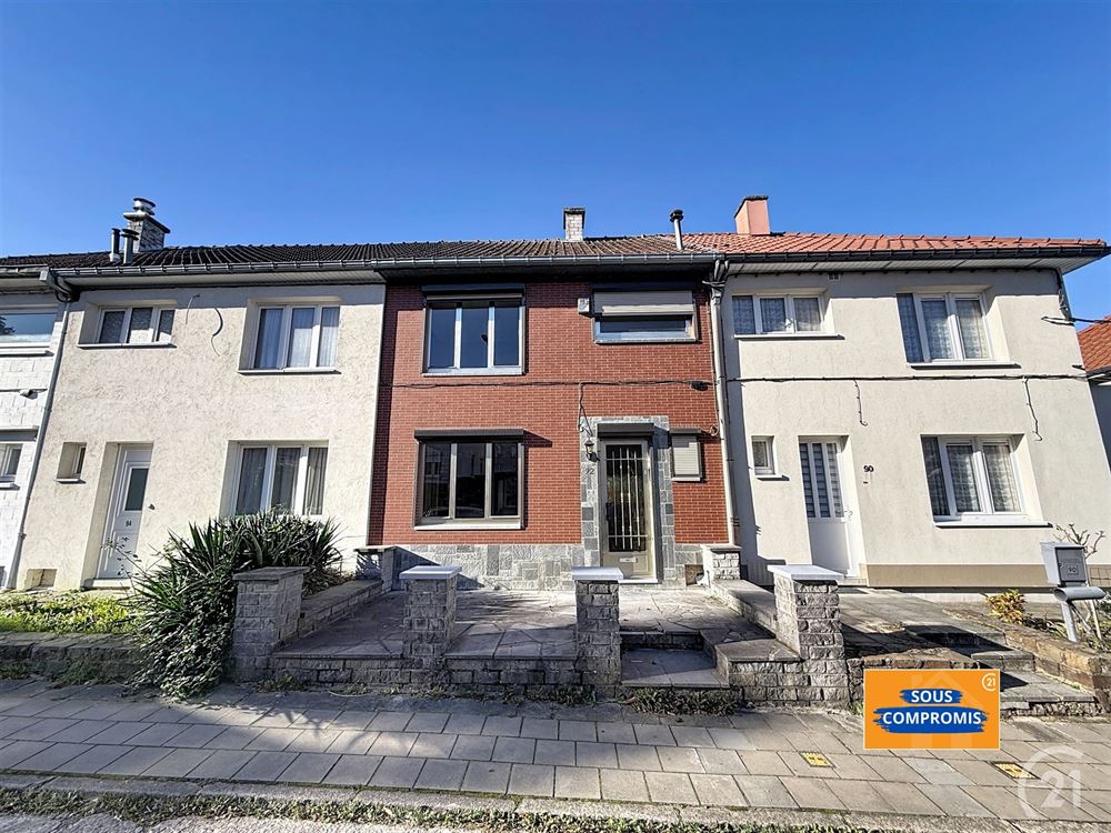 BELLE MAISON 2 CHAMBRES - JARDIN - GRENIER