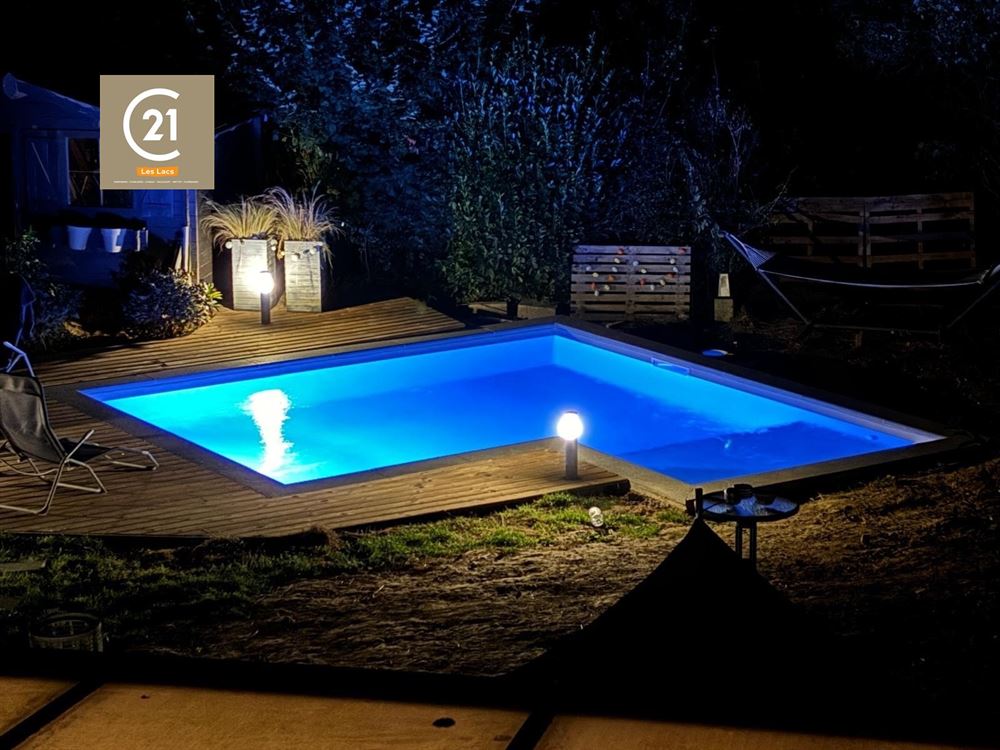 VILLA - 4 CHAMBRES - GARAGE - JARDIN