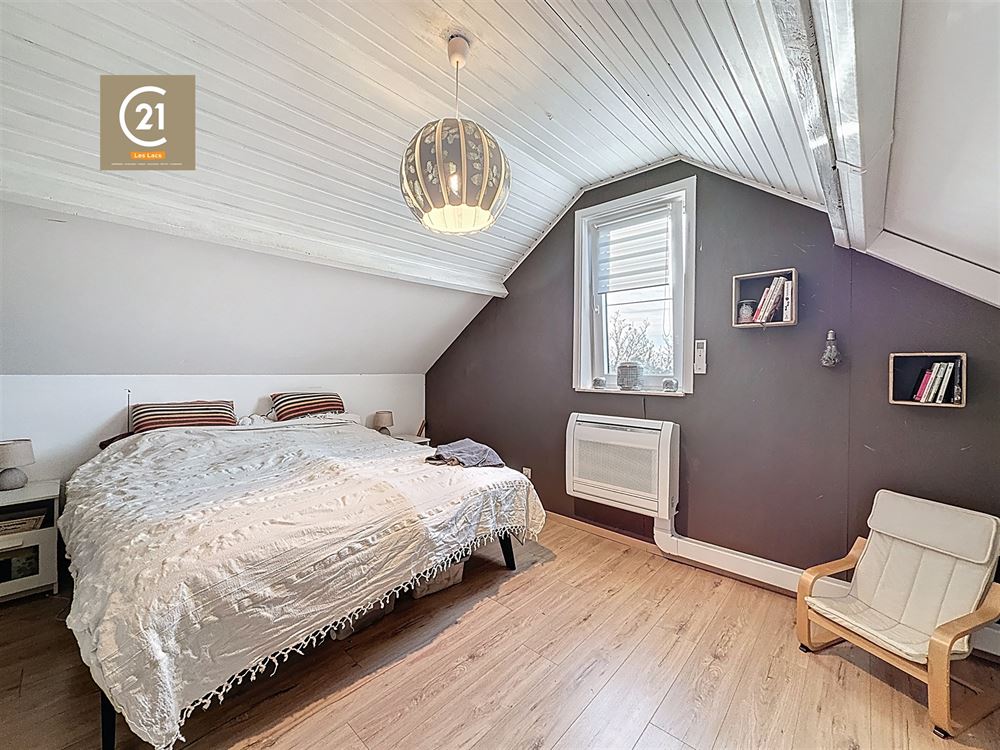 VILLA - 4 CHAMBRES - GARAGE - JARDIN