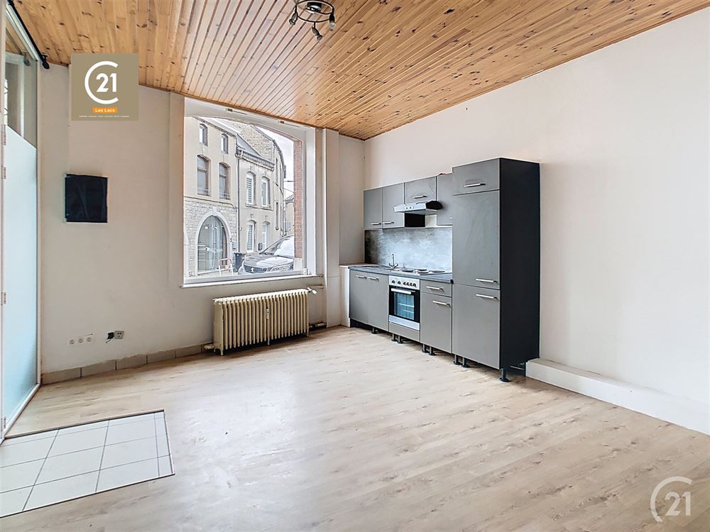 MAISON DIVISEE EN 3 LOGEMENTS