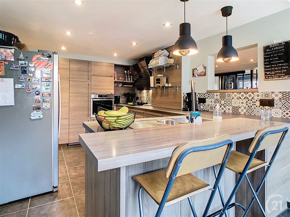 MAISON DE CARACTERE 4 CHAMBRES AVEC PISCINE