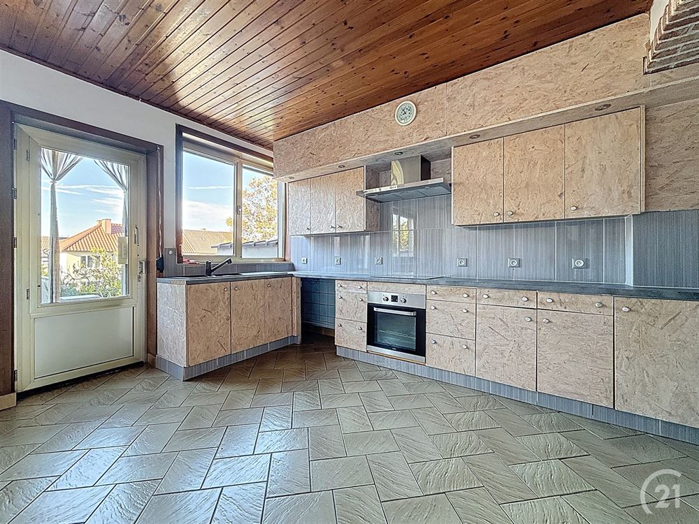 BELLE MAISON 2 CHAMBRES - JARDIN - GRENIER