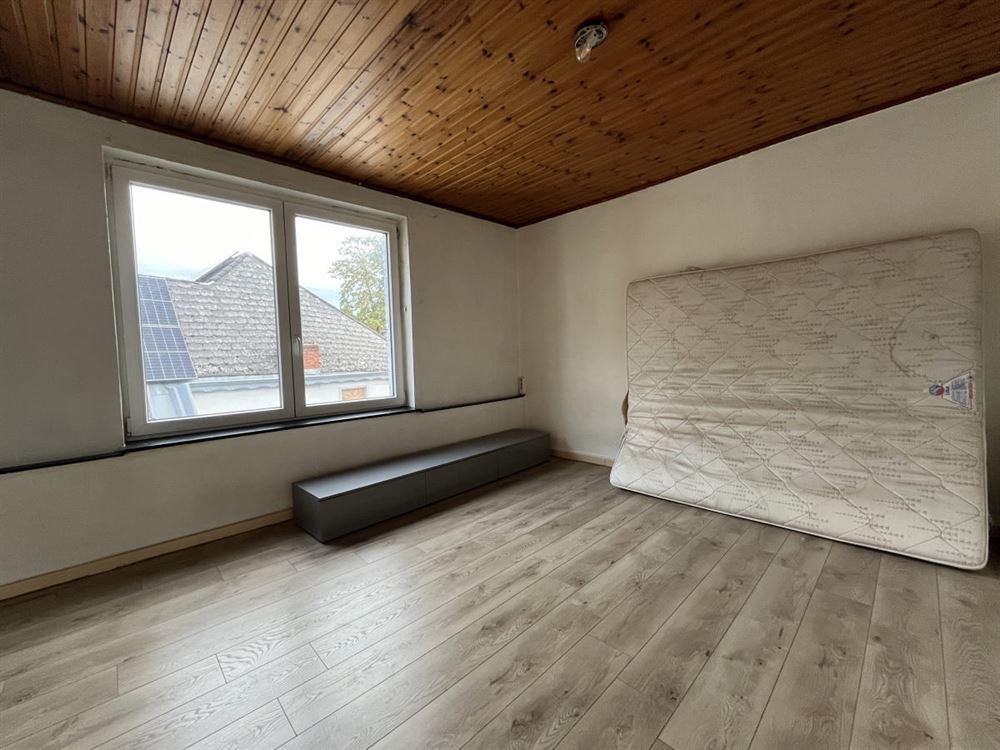 BELLE MAISON 2 CHAMBRES 1 BUREAU