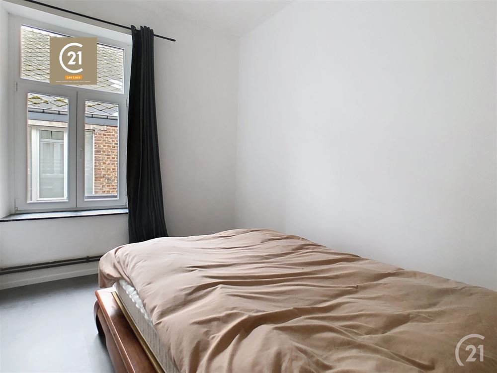 MAISON DIVISEE EN 3 LOGEMENTS