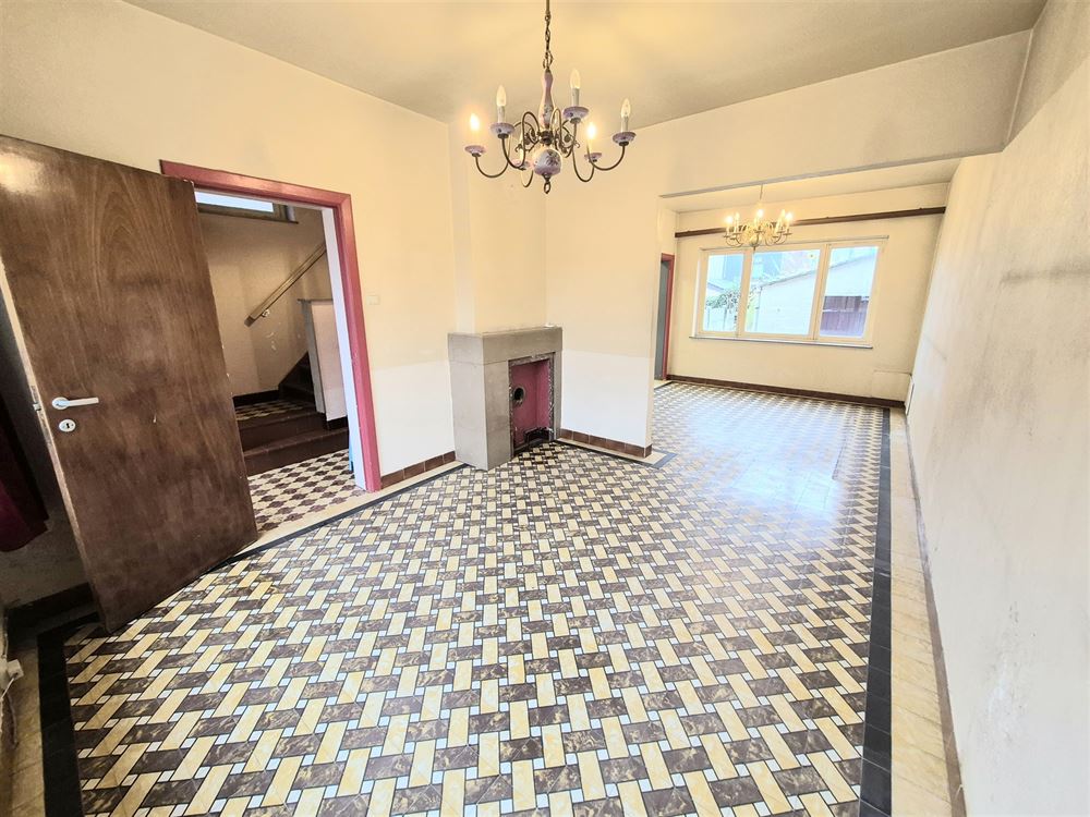 MAISON AVEC JARDIN ET GARAGE