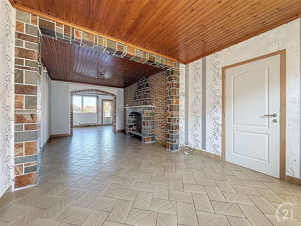 BELLE MAISON 2 CHAMBRES - JARDIN - GRENIER