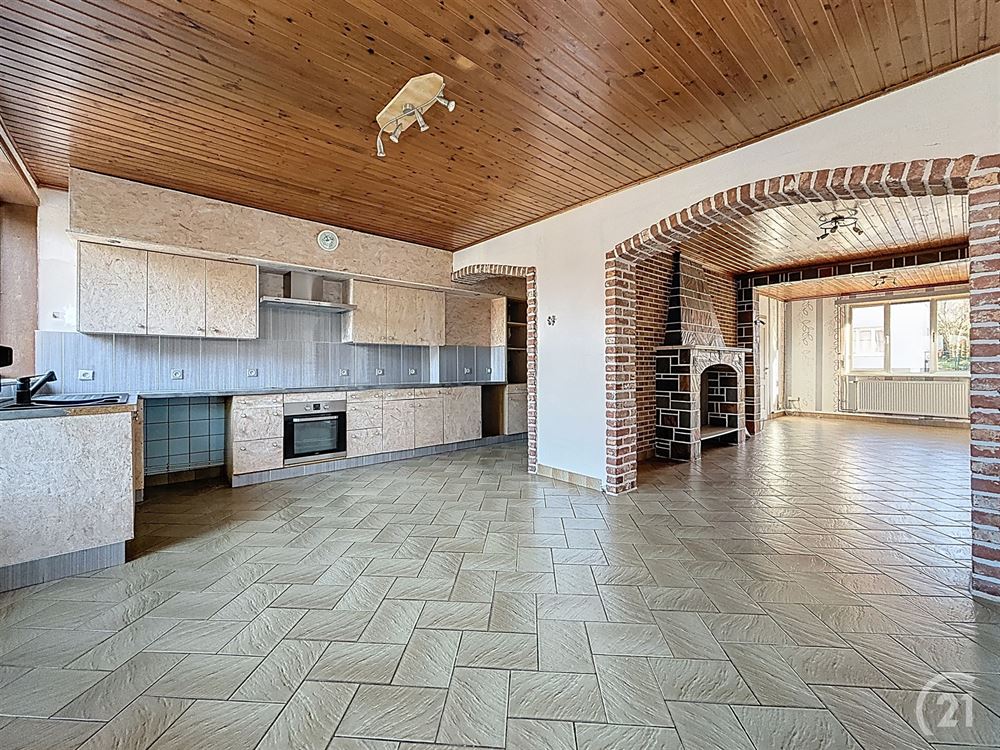 BELLE MAISON 2 CHAMBRES - JARDIN - GRENIER