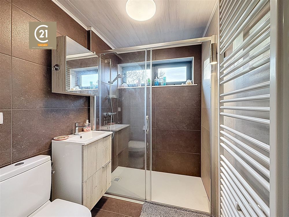 VILLA - 4 CHAMBRES - GARAGE - JARDIN