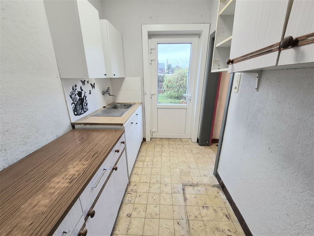 MAISON AVEC JARDIN ET GARAGE