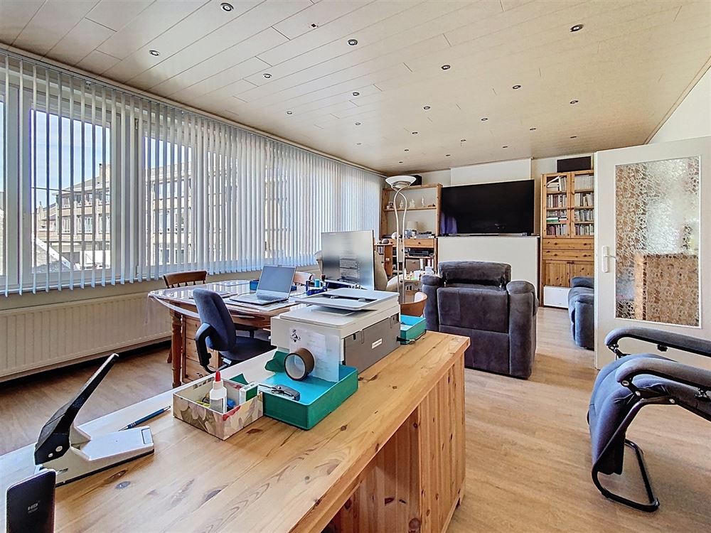 APPARTEMENT + GARAGE + ENTREPOTS