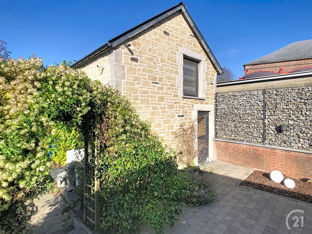 MAISON DE CARACTERE 4 CHAMBRES AVEC PISCINE