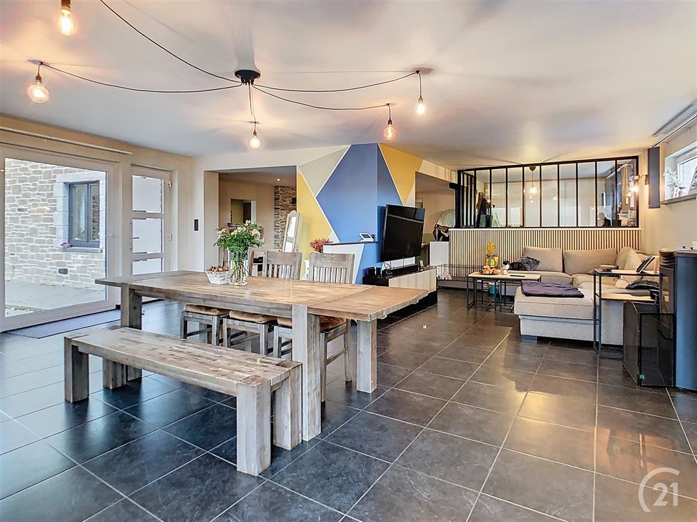 MAISON DE CARACTERE 4 CHAMBRES AVEC PISCINE