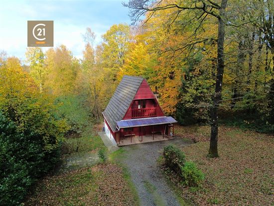 PETIT COIN DE PARADIS SITUÉ AU COEUR D'UN MASSIF FORESTIER