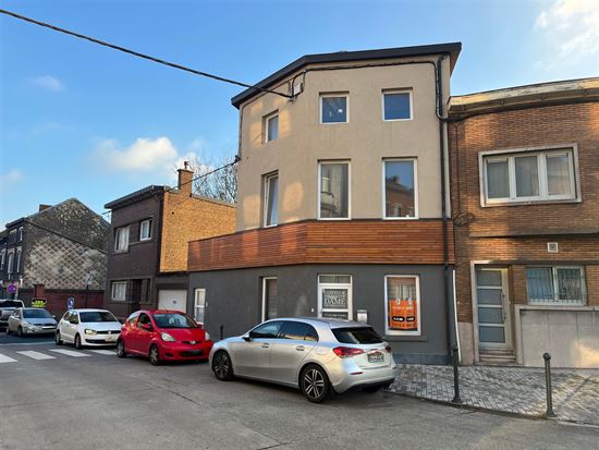 SUPERBE SURFACE COMMERCIALE