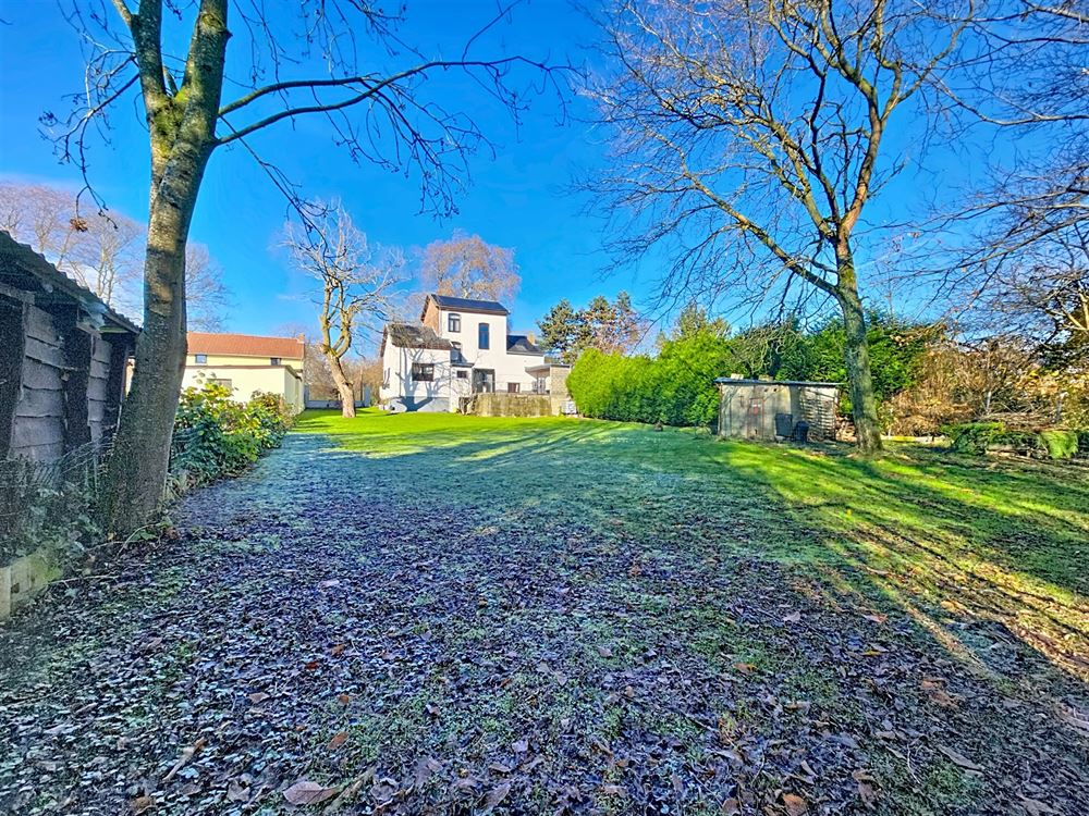 MAGNIFIQUE MAISON - 4CH - ATELIER - JARDIN - PARKING PIVATIF