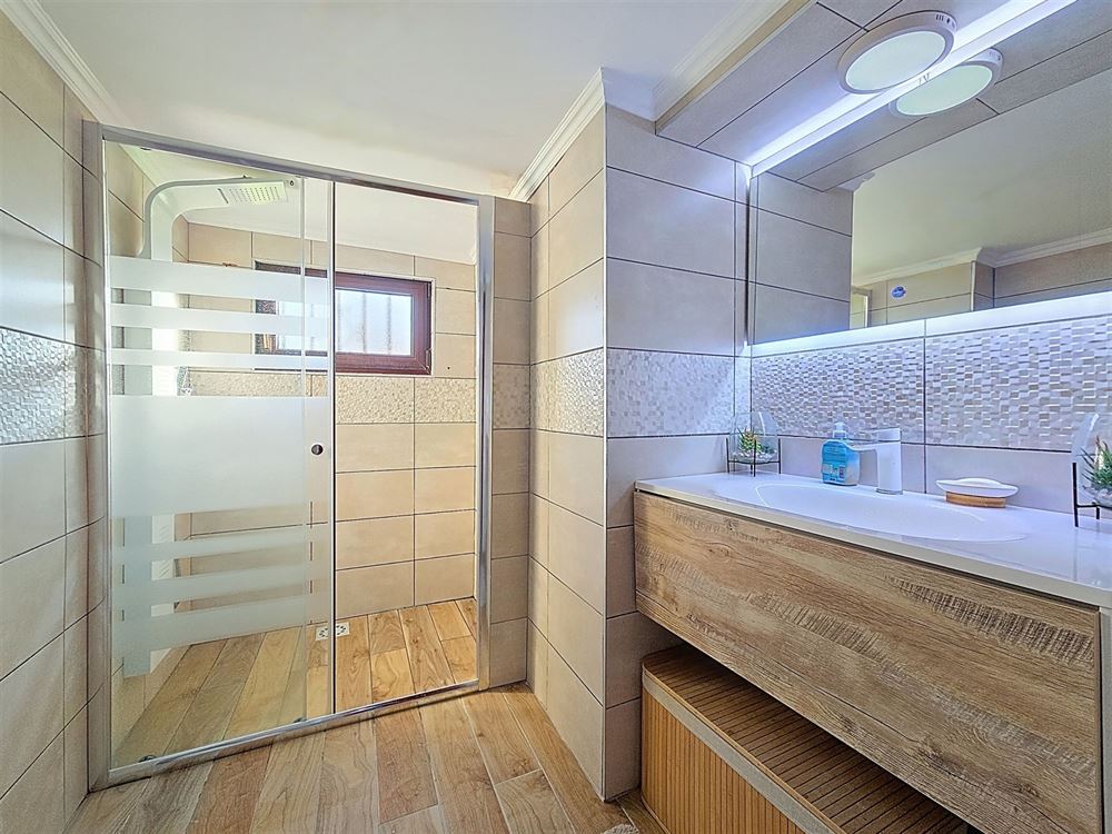MAGNIFIQUE MAISON - 4CH - ATELIER - JARDIN - PARKING PIVATIF