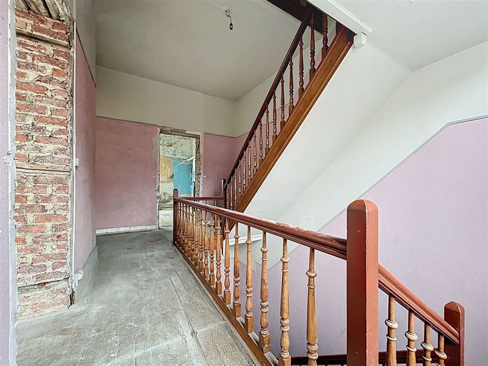 Maison de maître 3 façades à rénover
