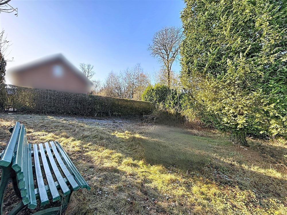 JOLI BUNGALOW SITUÉ À L'ORÉE DU BOIS SUR +- 7 ARES