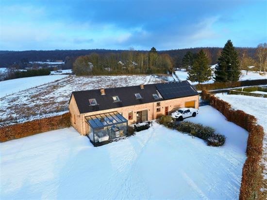 FERMETTE ENTIÈREMENT RÉNOVÉE - 4 CHAMBRES - GARAGE