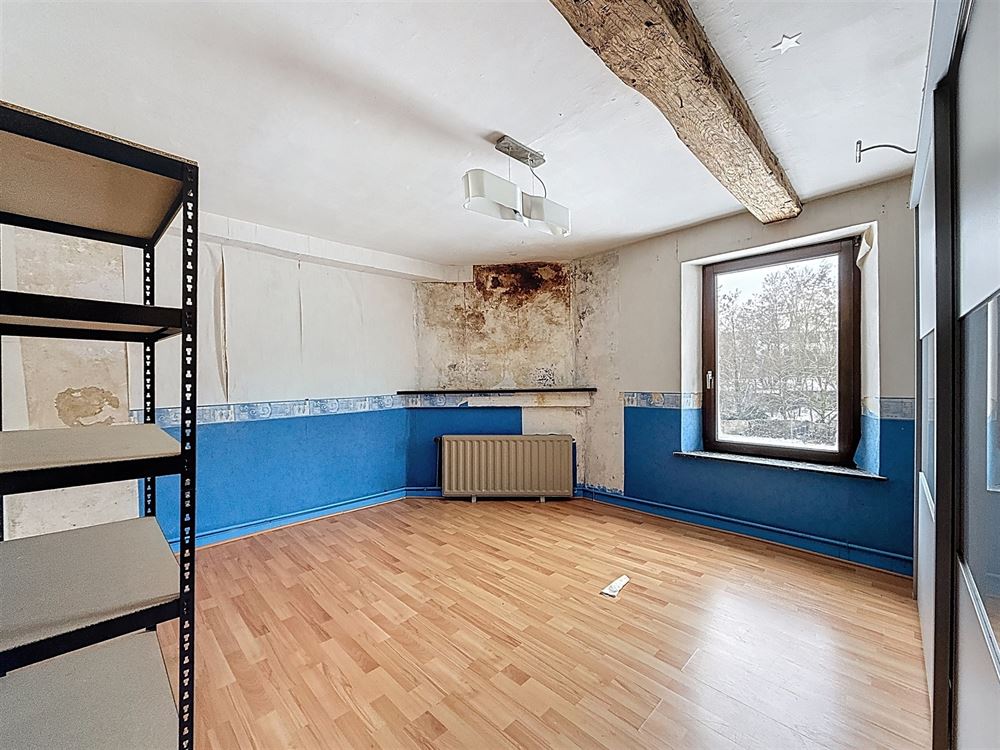 MAISON AVEC STUDIO ET GRANGE