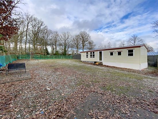 Terrain dans le domaine de Roly