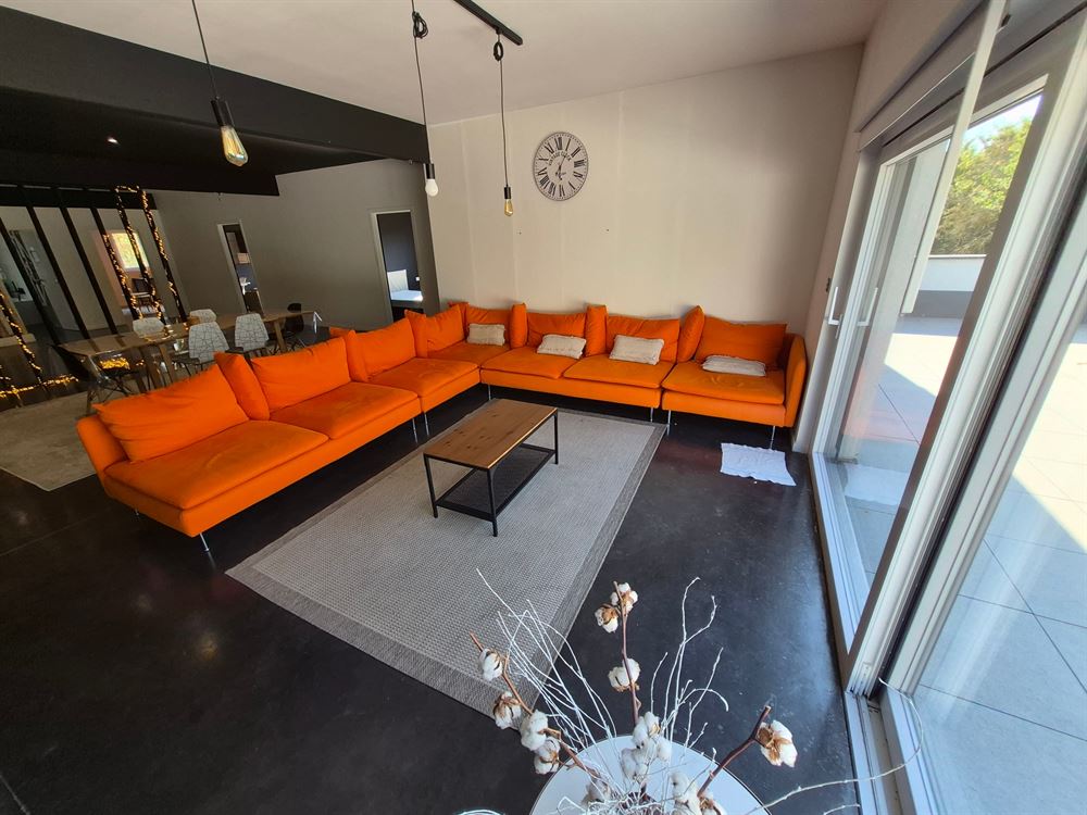 LOFT + ENTREPOT + BUREAU