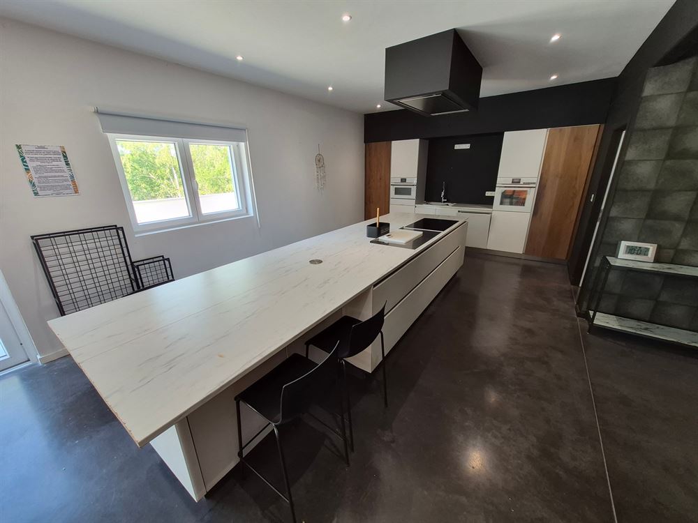 LOFT + ENTREPOT + BUREAU