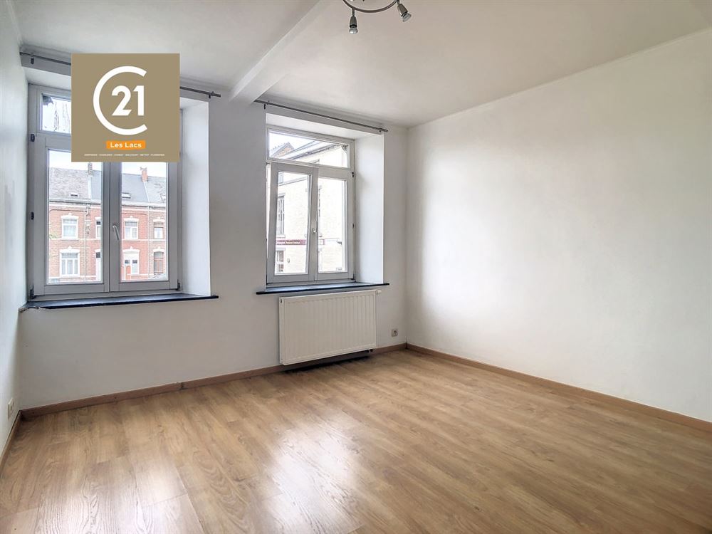 SUPERBE APPARTEMENT 2 CHAMBRES - TERRASSE