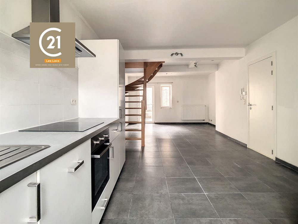 SUPERBE APPARTEMENT 2 CHAMBRES - TERRASSE