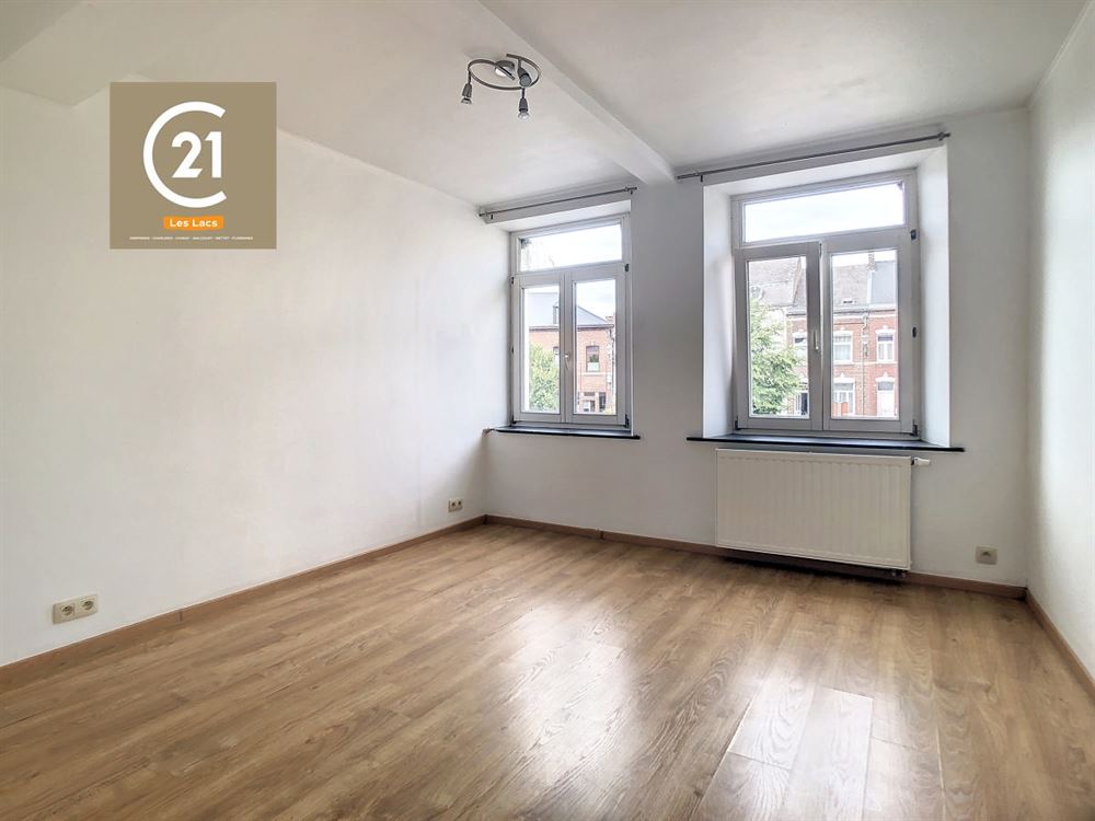 SUPERBE APPARTEMENT 2 CHAMBRES - TERRASSE