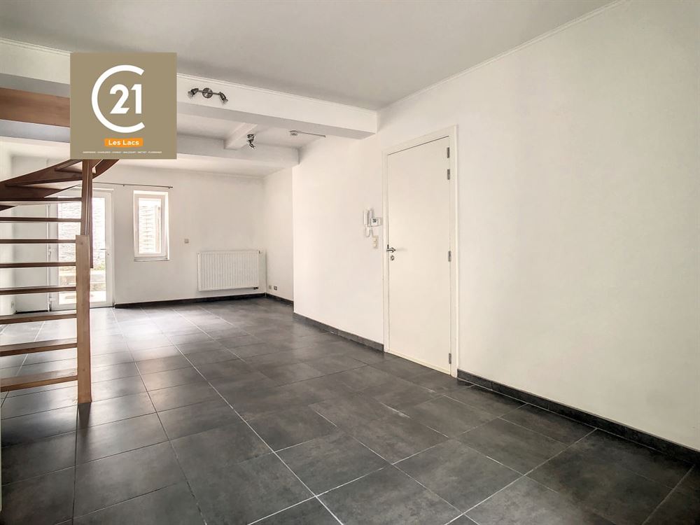 SUPERBE APPARTEMENT 2 CHAMBRES - TERRASSE