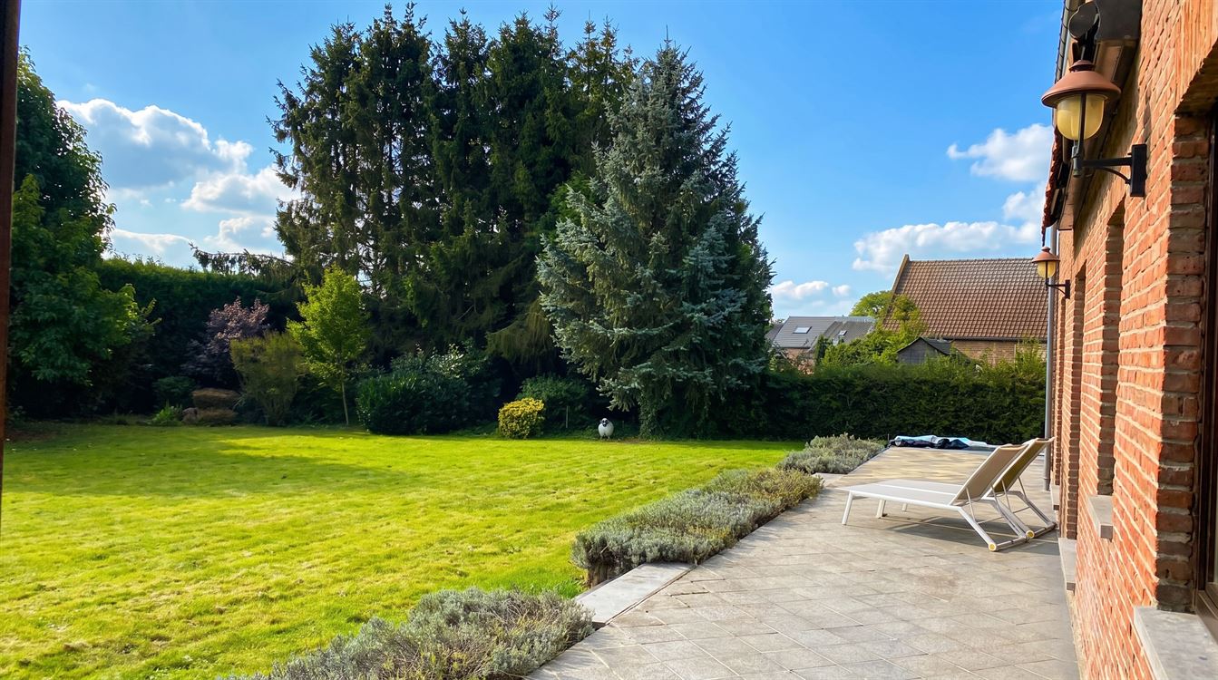 Superbe villa au coeur de Nalinnes ± 280 m² habitables