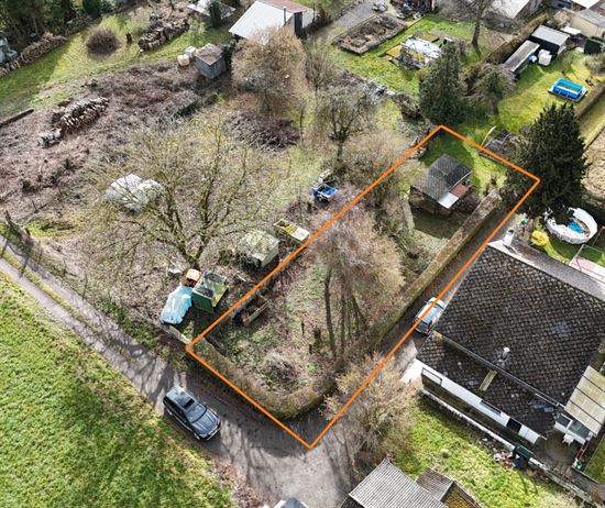 TERRAIN DE 6 ARES, BIESME