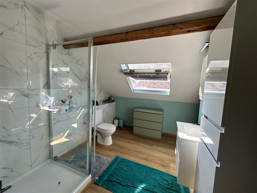 REZ COMMERCIAL + APPARTEMENT