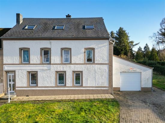 CHARMANTE MAISON 3 FACADES