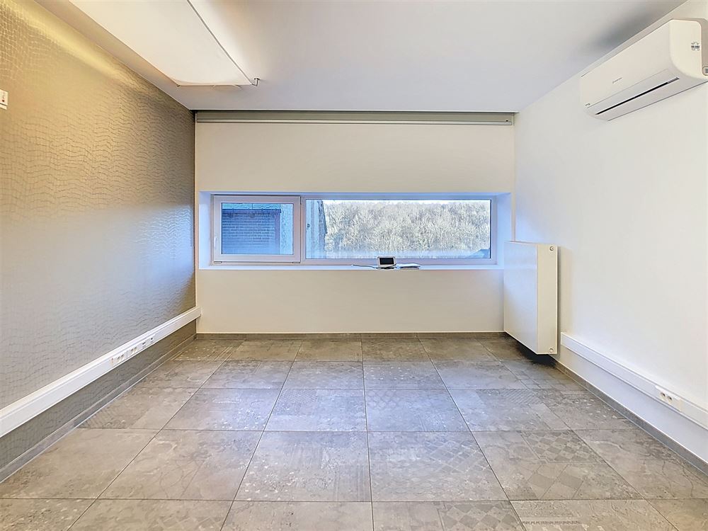 Espace de bureau(x)