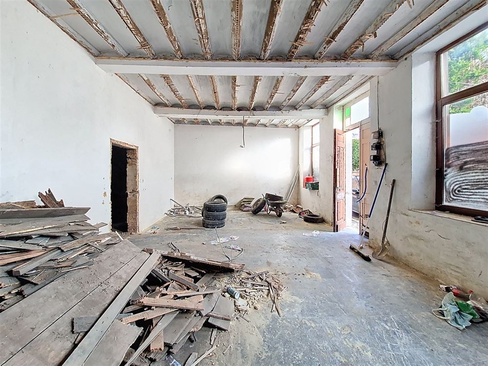 MAISON A RENOVER