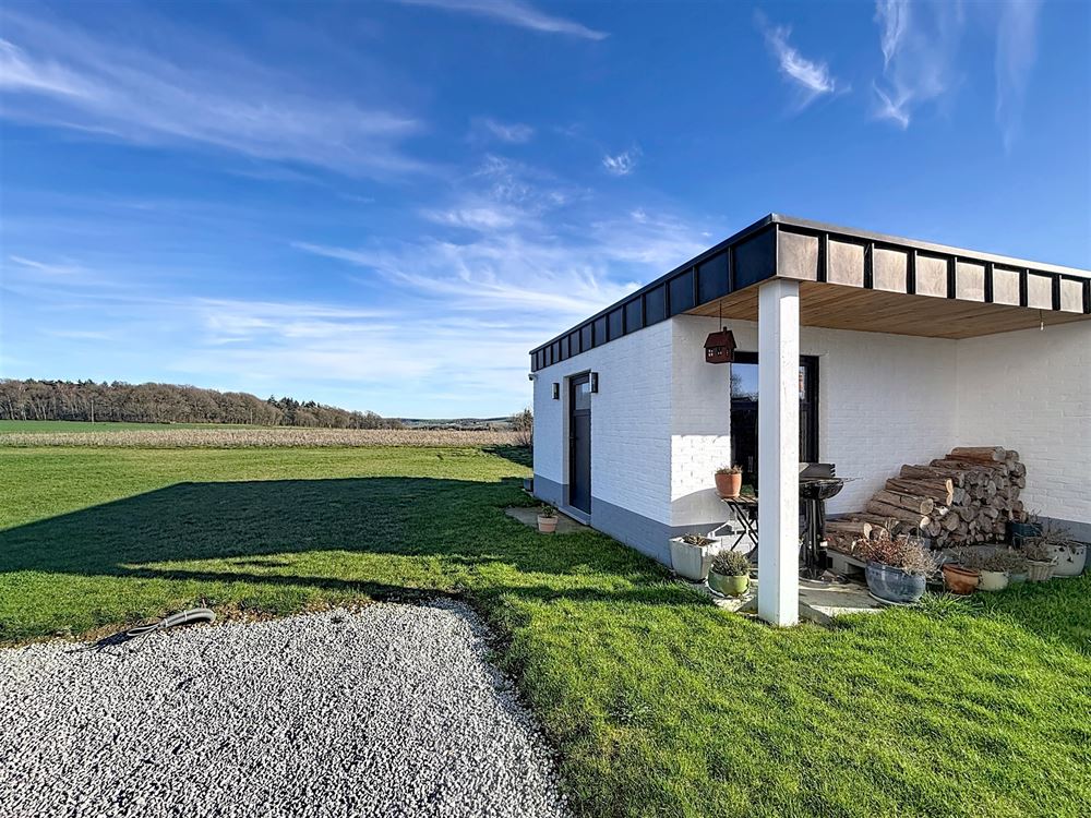 VILLA 4 FACADES