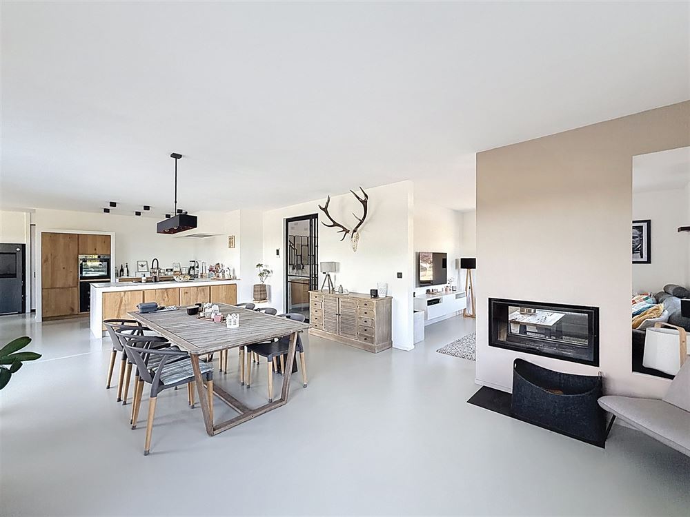 VILLA 4 FACADES