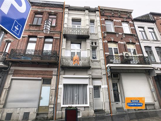 MAISON DE COMMERCE UNE FACADE 4 CHAMBRES