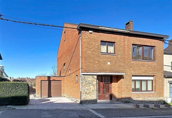 Très Belle maison trois façades