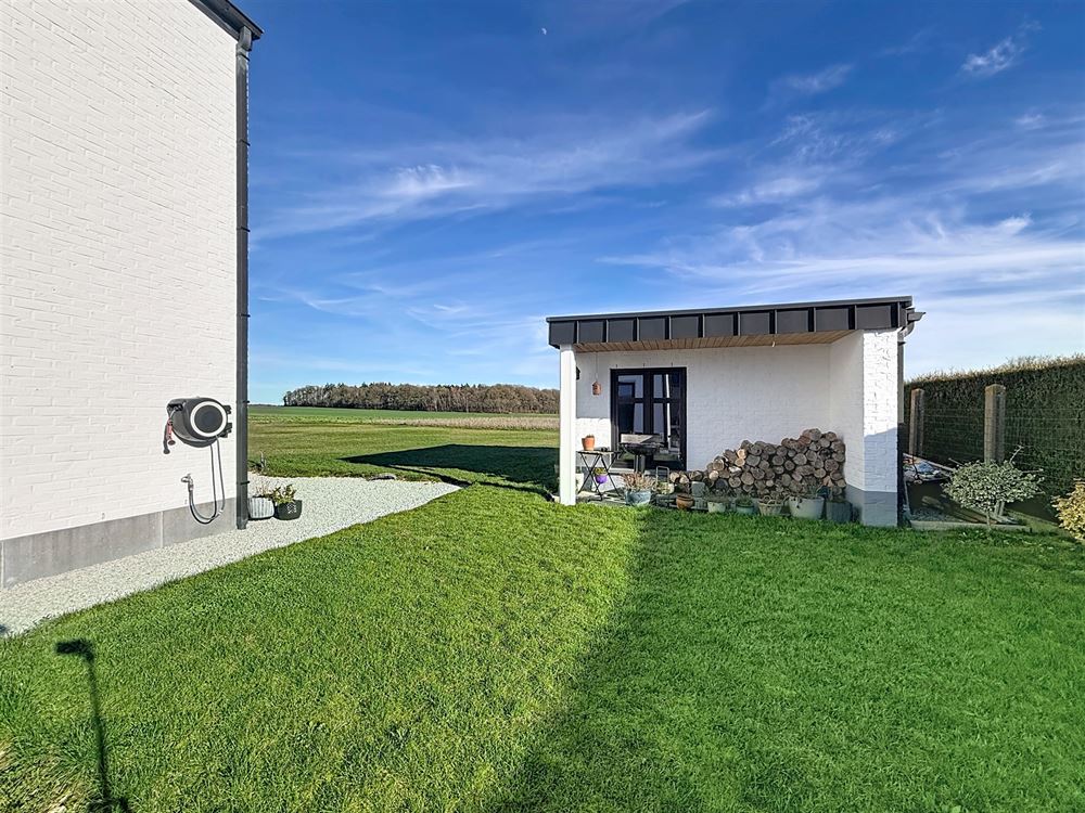 VILLA 4 FACADES