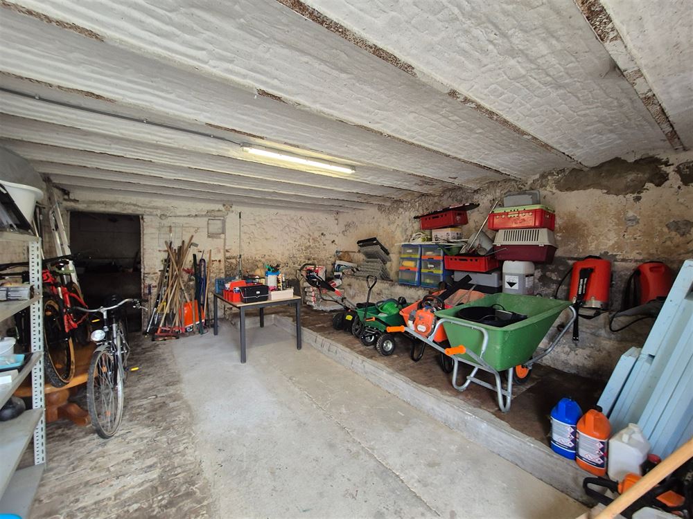 MAISON 3 CHAMBRES, 67ARES, ATELIER ET GARAGE