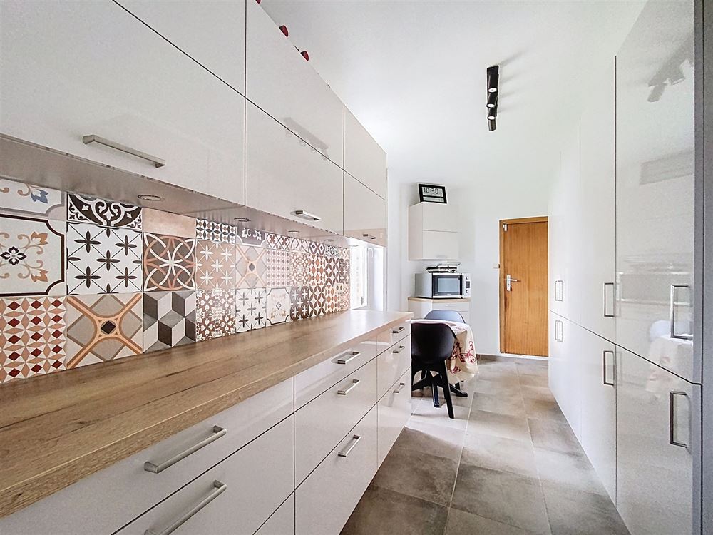 MAISON 3 CHAMBRES, 67ARES, ATELIER ET GARAGE